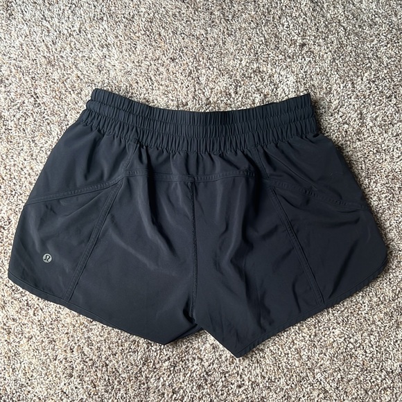 Lululemon Tracker short 4” black - Picture 3 of 5